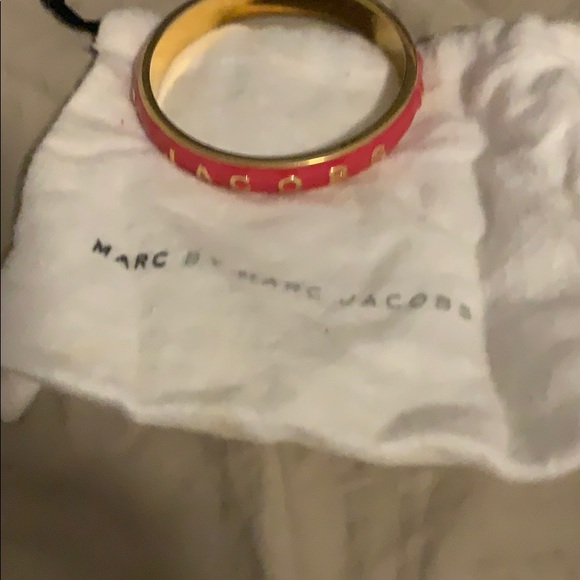 Beautiful solid bracket - Picture 3 of 6